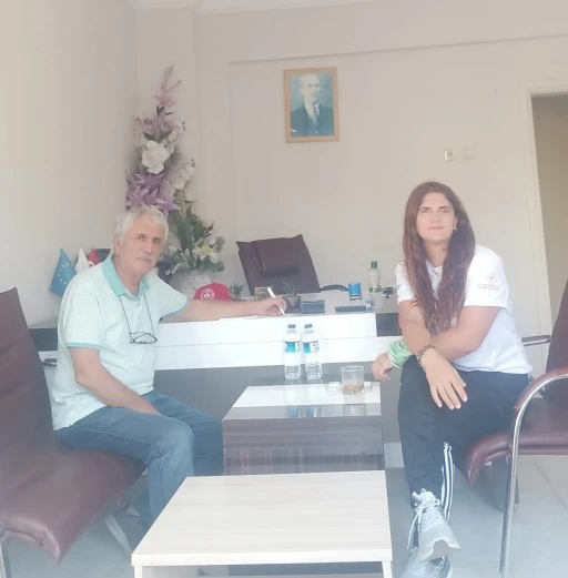 Bir Kadının, &Ccedil;ocukluktan Bug&uuml;ne &Ouml;zg&uuml;rl&uuml;k M&uuml;cadelesi hikayesi