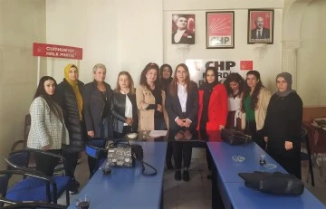 CHP'de eş zamanlı açıklama!