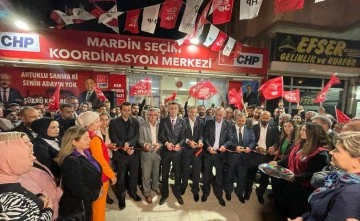 CHP’den Miting Gibi Açılış