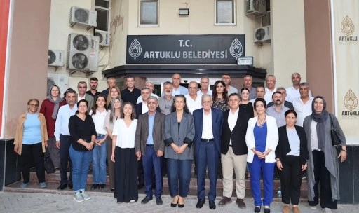  DEM Parti heyeti Artuklu Belediyesi&rsquo;nde