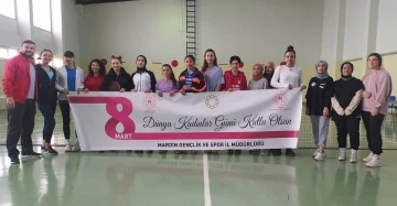 Kadınlar Tenis Kortun’da Mücadele etti