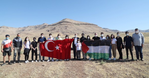 Mardin’de 19 Mayıs'ı, paraşütlü kutlama