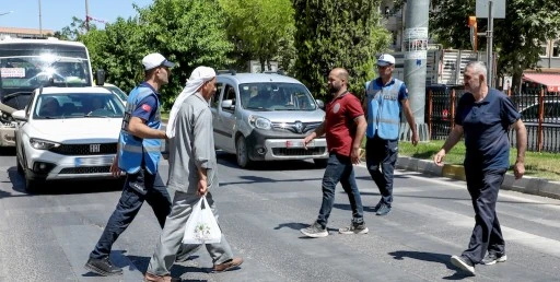 Mardin'de sıcaklar tavan yaptı, zabıta ekipleri toplu taşıma araçlarında klima denetimi yapıyor