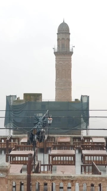 Mardin Slüetini Bozan Binalar Yıkılacak