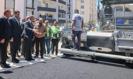 Mardin Valisi Akkoyun, Asfalt &Ccedil;alışmaların inceledi