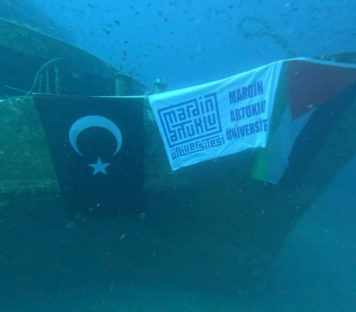  MA&Uuml;&rsquo;den Derin Sessizlikte Y&uuml;kselen &Ccedil;ığlık 