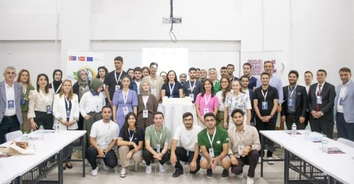 MAÜ'nün İlk Erasmus+ Gençlik Katılımı Projesi Elazığ’da Başladı 