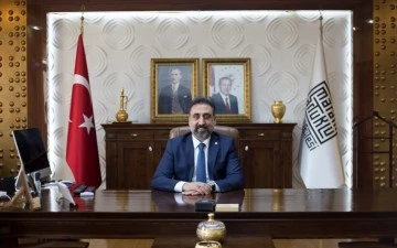 MAÜ Rektörü Özcoşar, Ramazan Bayramı Mesajı Yayınladı