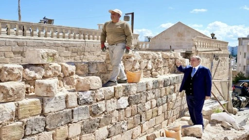 Midyat&rsquo;ta Tarihi Doku &ldquo;Katori&rdquo; Taşıyla Yeniden Hayat Buluyor