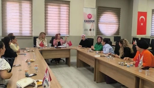 KAGİDEM&rsquo;de Kadın Dayanışması ve Girişimcilik R&uuml;zg&acirc;rı