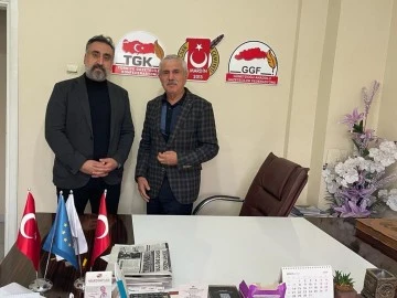 Rektör Özcoşar, Gazetecileri ziyaret etti
