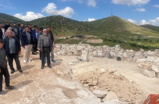Taş Ocakları bir k&ouml;yde  yaşamı kararttı