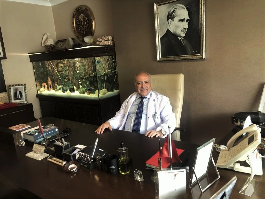 &Uuml;nl&uuml; Dermatoloji Uzmanı &Ouml;zkan'dan Teşekk&uuml;r Mesajı
