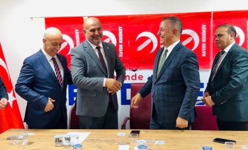 Yılmaz Demir Mazbatasını Aldı: "Yeni Gelmedik, Yeniden Geldik"
