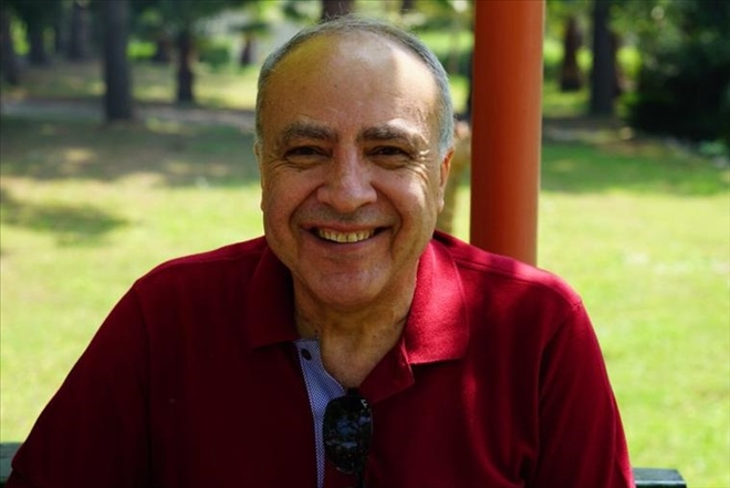 Dr. Nihat Özkan